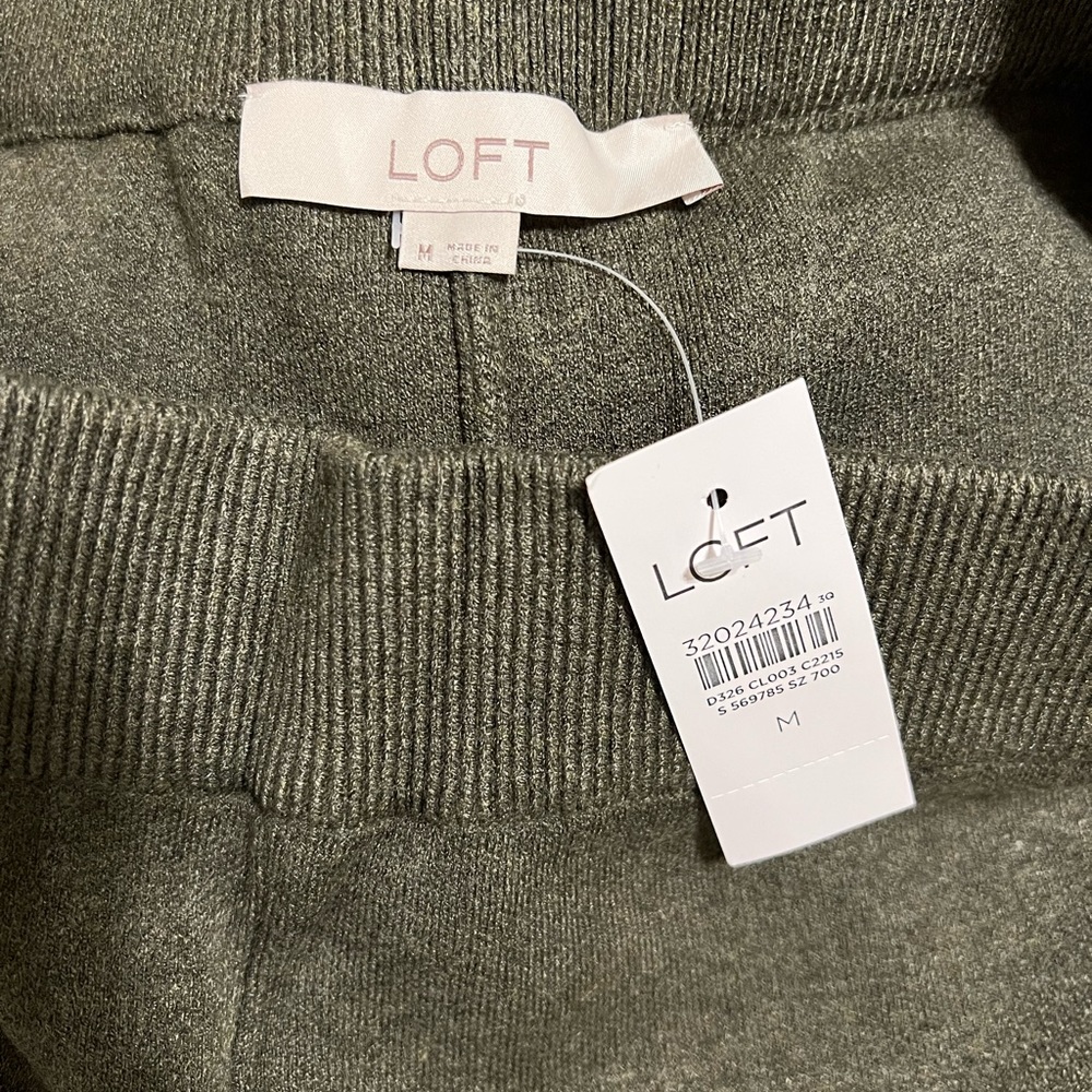 NWT LOFT Wide Leg Pants in Birdseye Knit